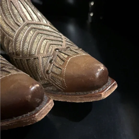 Corral Women's White Bright Inlay
Western Boots - Snip Toe - Picture 4 of 12